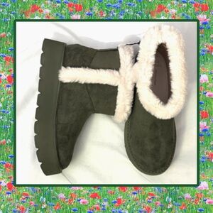 🫒🆕🫒Time & Tru Women’s Mini Faux Fur Cozy Boot In Olive-Size 7